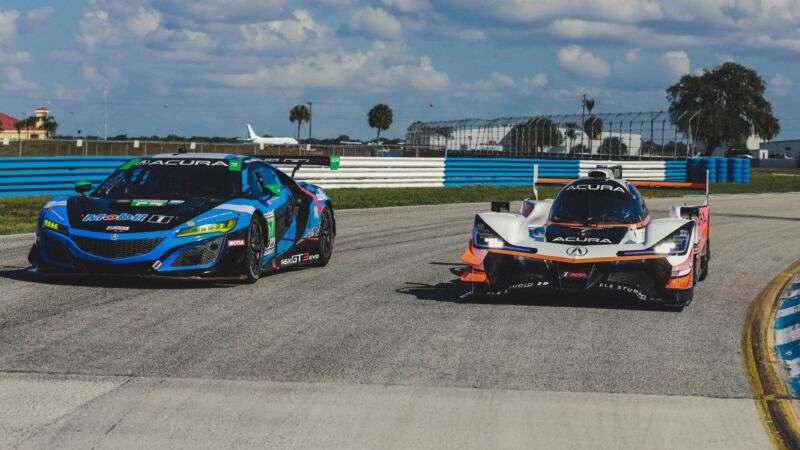 On the left, the Acura NSX GT3 Evo. On the right, the Acura ARX-05. 