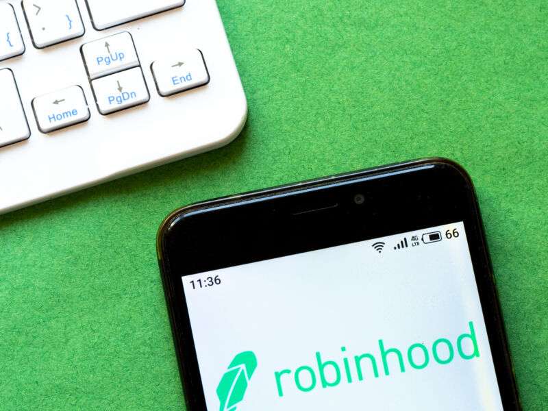 Tesla’s stock soars as tens of thousands of Robinhood users buy it